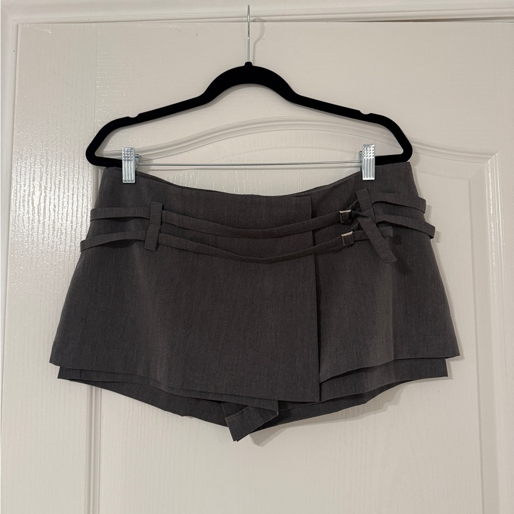 Lioness Charcoal Belted Skort